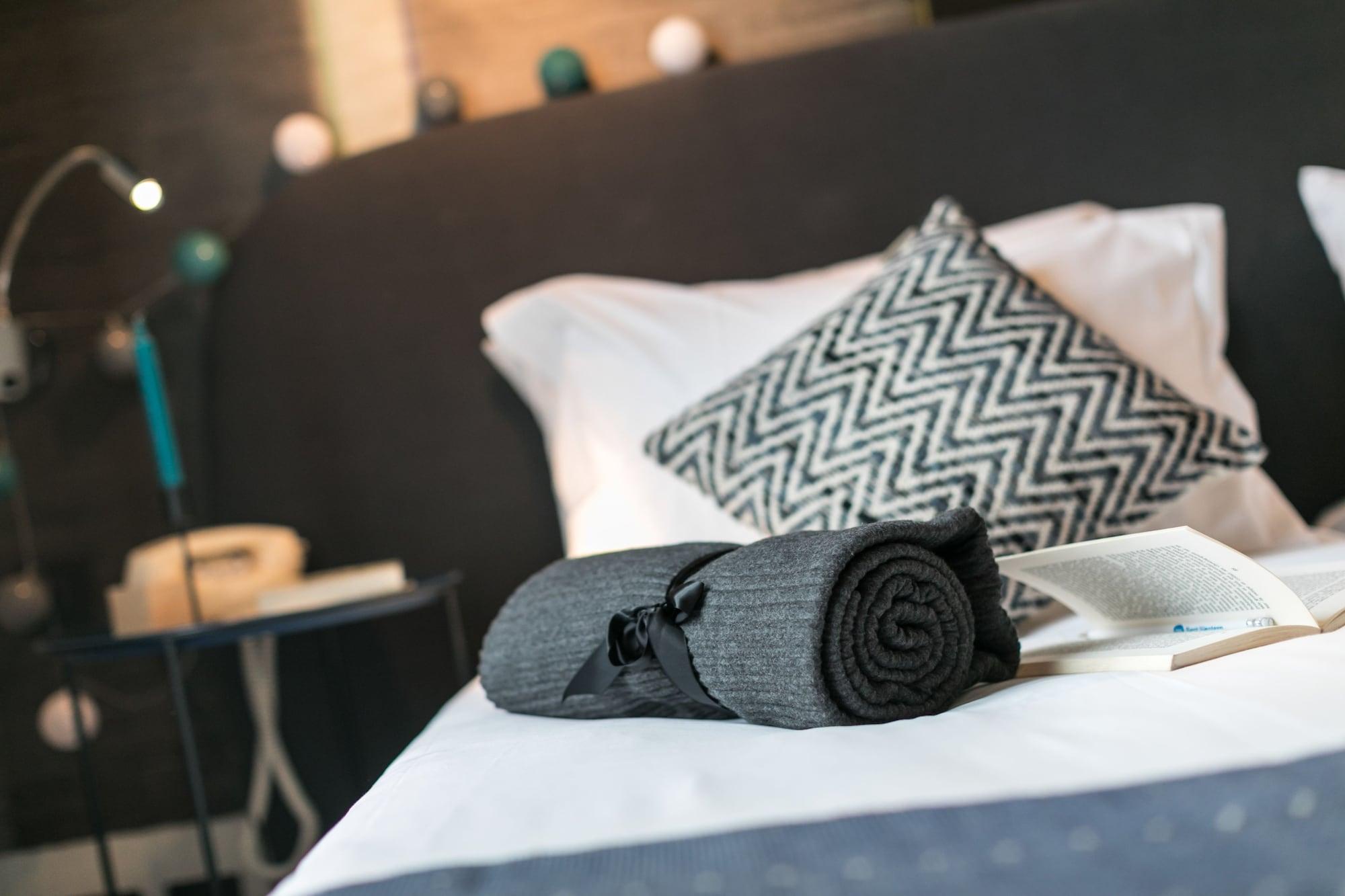 Hotel So'Co By Happyculture Nice Ngoại thất bức ảnh